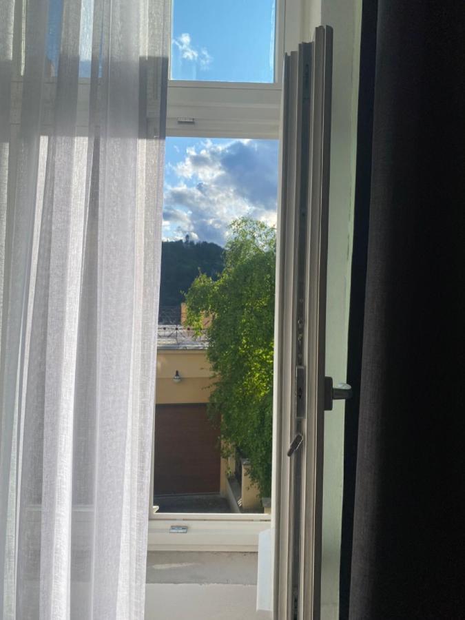 Four Rooms Carlsbad Authentic Karlovy Vary Ngoại thất bức ảnh