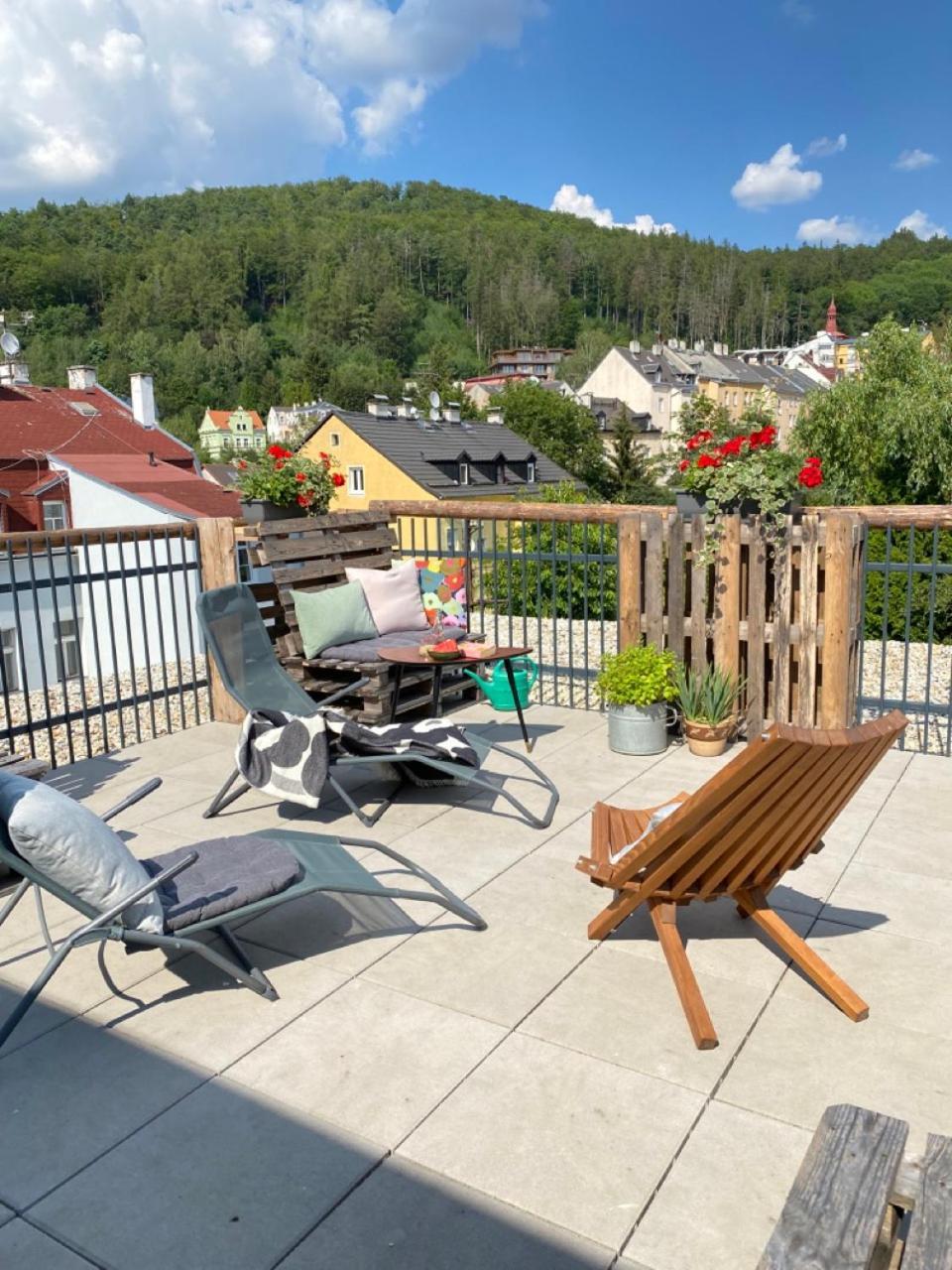 Four Rooms Carlsbad Authentic Karlovy Vary Ngoại thất bức ảnh